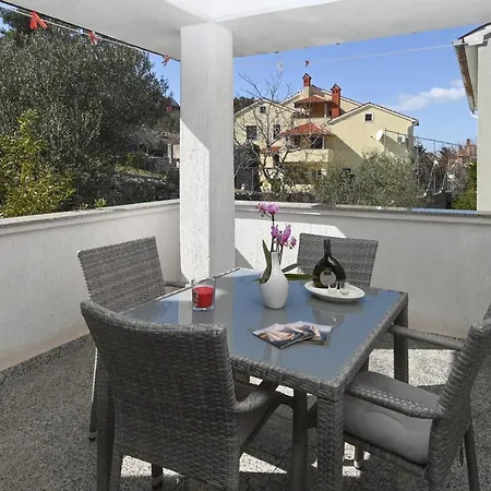 Apartment Suncica *