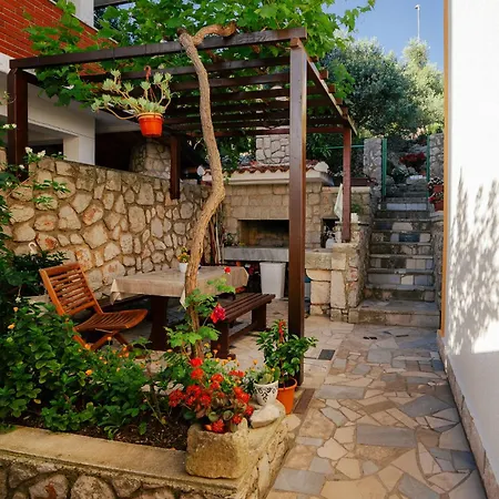 Suncica Διαμέρισμα Mali Lošinj