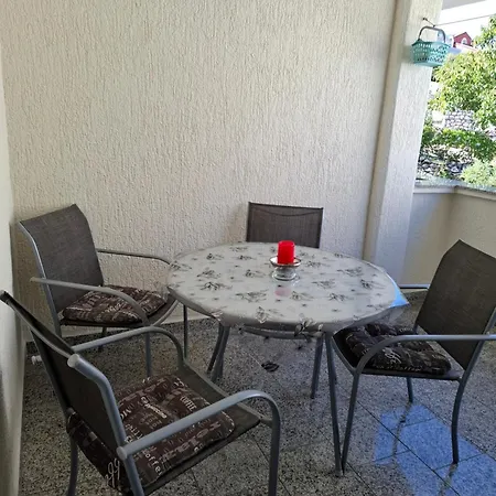 Suncica Apartment *