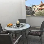 Suncica شقة مالي لوشينغْ
