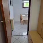 شقة Suncica